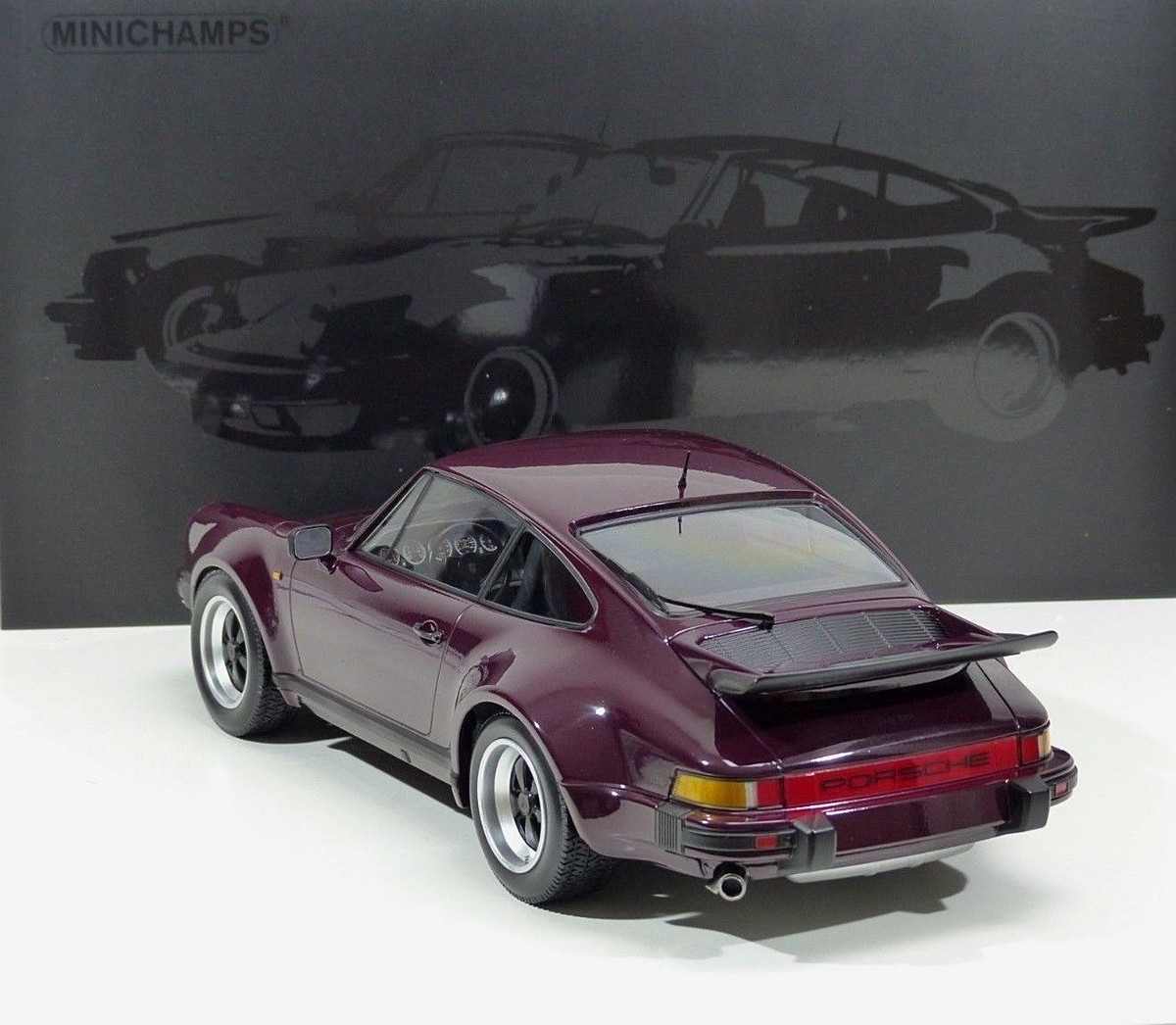 ポルシェ　911 turbo We Drive Ferry Porsche's 1977 Porsche 911 Turbo Company Car