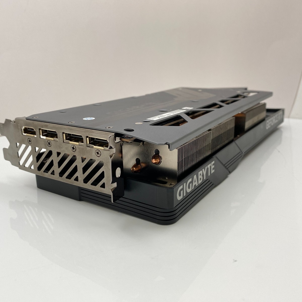 GIGABYTE GEFORCE RTX 4090 24GB② 新品.未使用 GIGABYTE GeForce RTX 4090 WINDFORCE V2 24GB Graphics Card