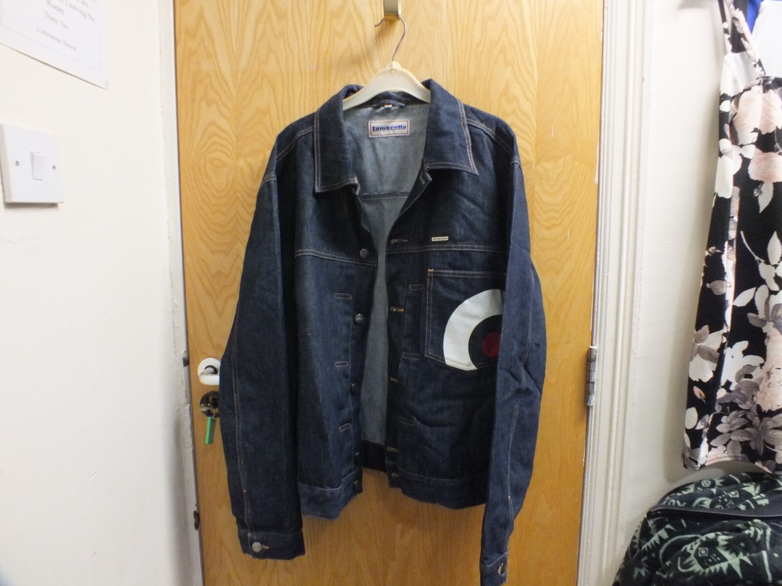 Picture 1 of 7