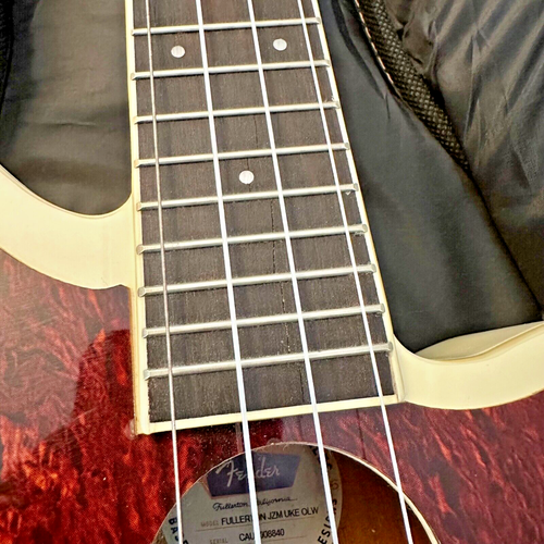 Fender Fullerton Jazzmaster Concert Ukulele Olympic White w/ Stand + Gig Bag - Picture 9 of 14