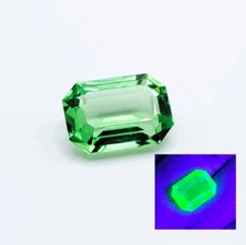 Large Uranium Glass Gem Emerald Cut Green Faceted 18x13mm Vintage NOS