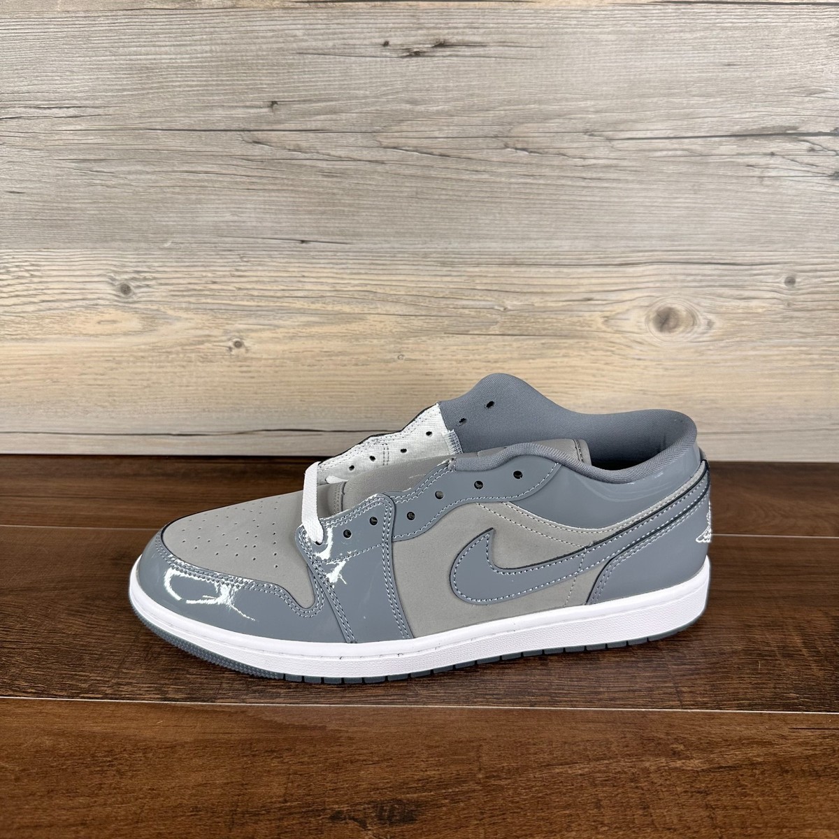 Air Jordan 1 Low グレー 10.5 Size 10.5 - Air Jordan 1 SE Low Patent Cool Grey for sale online