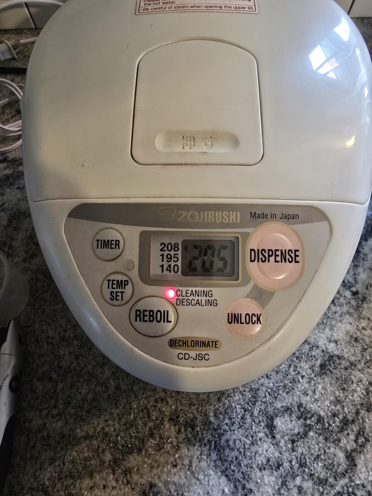 Zojirushi NS-VGC05 Electric Rice Cooker Warmer 3 Cup Beige Multi Menu Timer
