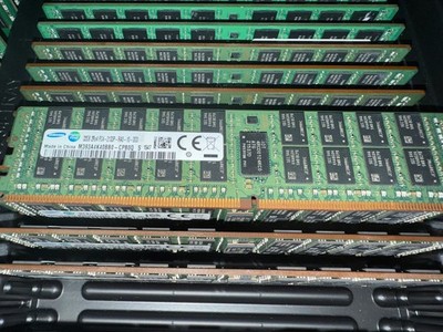 SAMSUNG M393A4K40BB0-CPB0Q - 1x32GB 2Rx4 PC4-2133P RA0