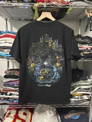 Cloak x FNAF Five Nights at Freddy's Night Crew T-Shirt Size Medium Rare Print