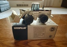 NZG #237 CAT 966F Wheel Loader 1/50 Silver Limited Edition