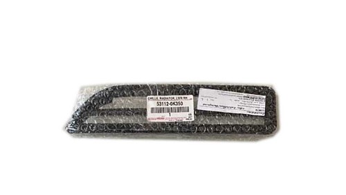 RH Lower Radiator Grille 53112-0K350 For Toyota Hilux Revo 2020 2021 2022 - Picture 3 of 7
