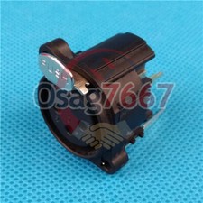 ONE 3 Pin XLR Panel Mount Female Chassis Socket Connector NEW