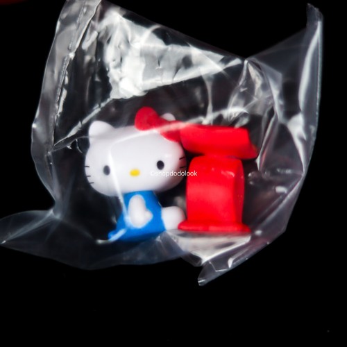 Juego de juguetes Sanrio Takara Tomy Arts Hello Kitty Gachapon - Imagen 6 de 13