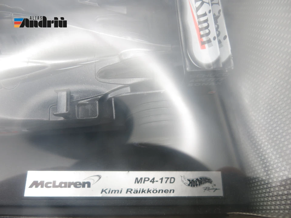 McLaren MP4/17D 2003 Kimi Raikkonen 1:18 Hotwheels - Immagine 2 di 4