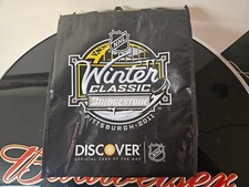 Pittsburgh Penguins Hockey Shopping Holiday Gift Bag NHL 2011 Winter Classic