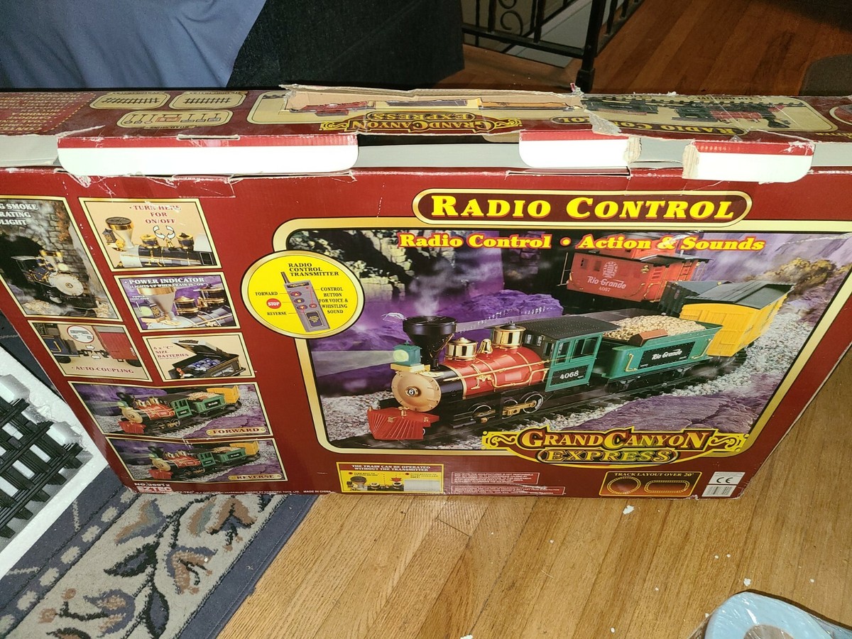 1999 Grand Canyon Express Radio Controlled Train Set 36912 1999 Grand Canyon Express Radio Controlled Train Set 36912