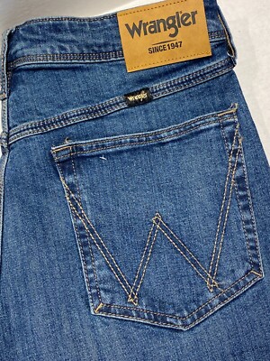 Men's Wrangler Regular Fit Stretch Jeans Blue 32x29 #1796601- NWT