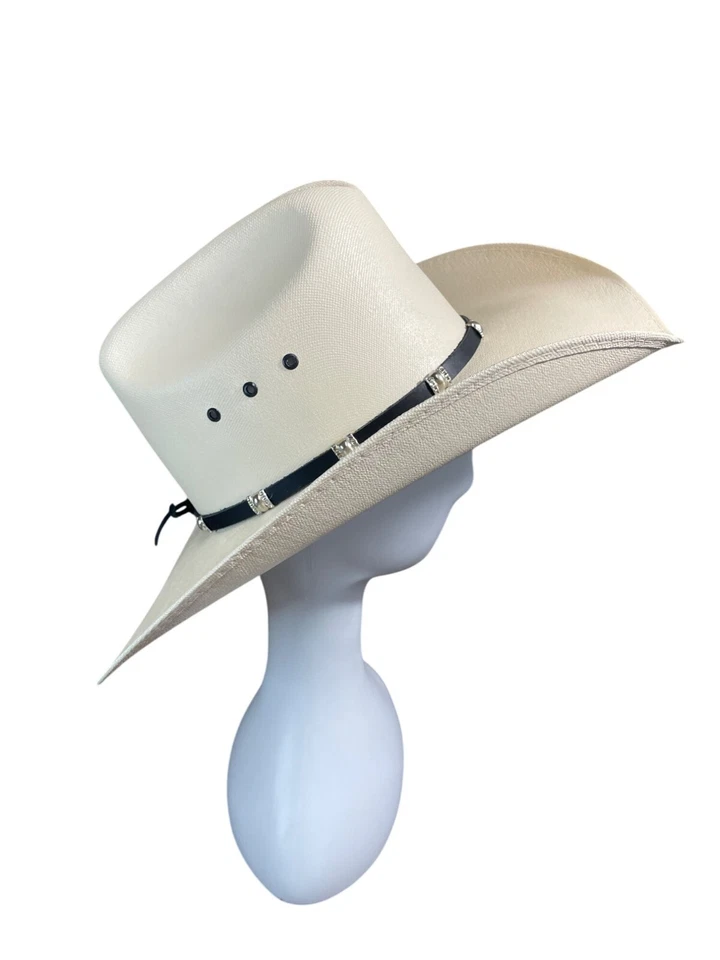 Sombrero de vaquero occidental blanco Lone Star con banda negra y detalles plateados Foto 2 de 4