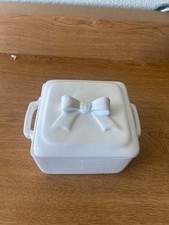 white ceramic baking dish from Spoons Kitchen...