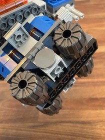 LEGO 70322 Axl's Tower Carrier NEXO KNIGHTS InComplete??