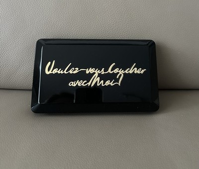 Kilian Paris Voulez Vous Coucher Avec Moi Clutch Handtasche Case Parfum Gratis