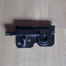 Original Zuziehhilfe Heckklappenschloss VW Touareg I 7L 7LA 7L6 7L0827511B