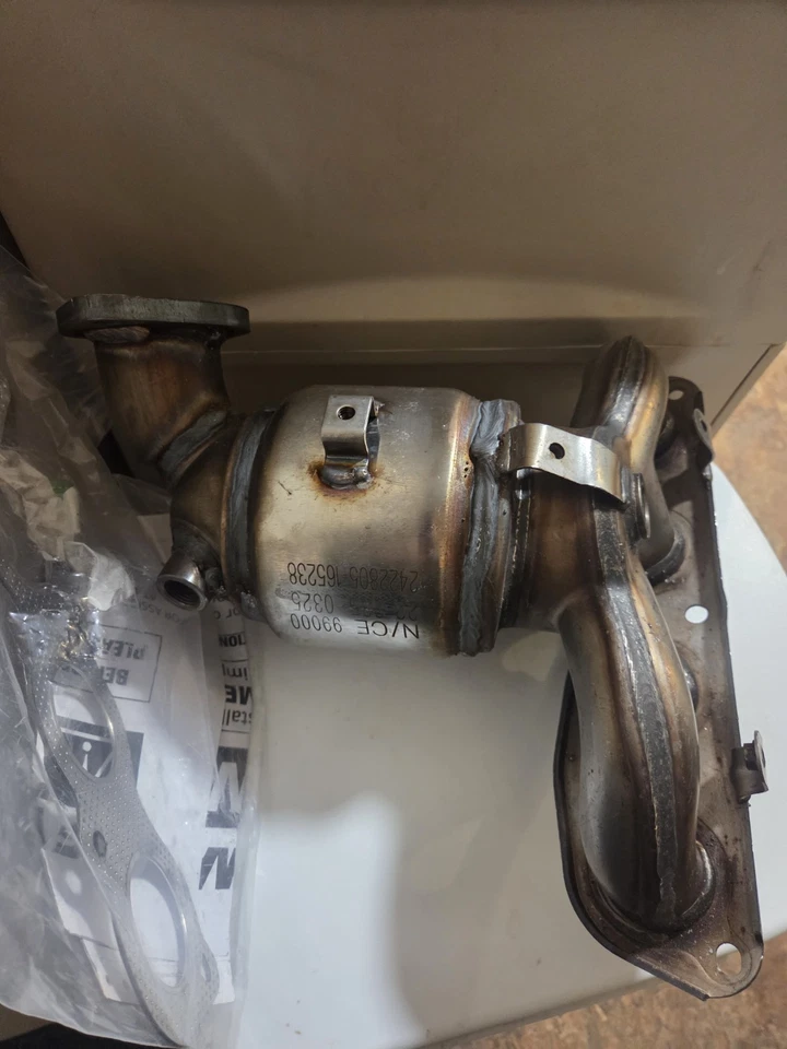 ✅Convertidor catalítico frontal para Hyundai Santa Fe Tucson Kia Sorento Sportage Foto 4 de 4