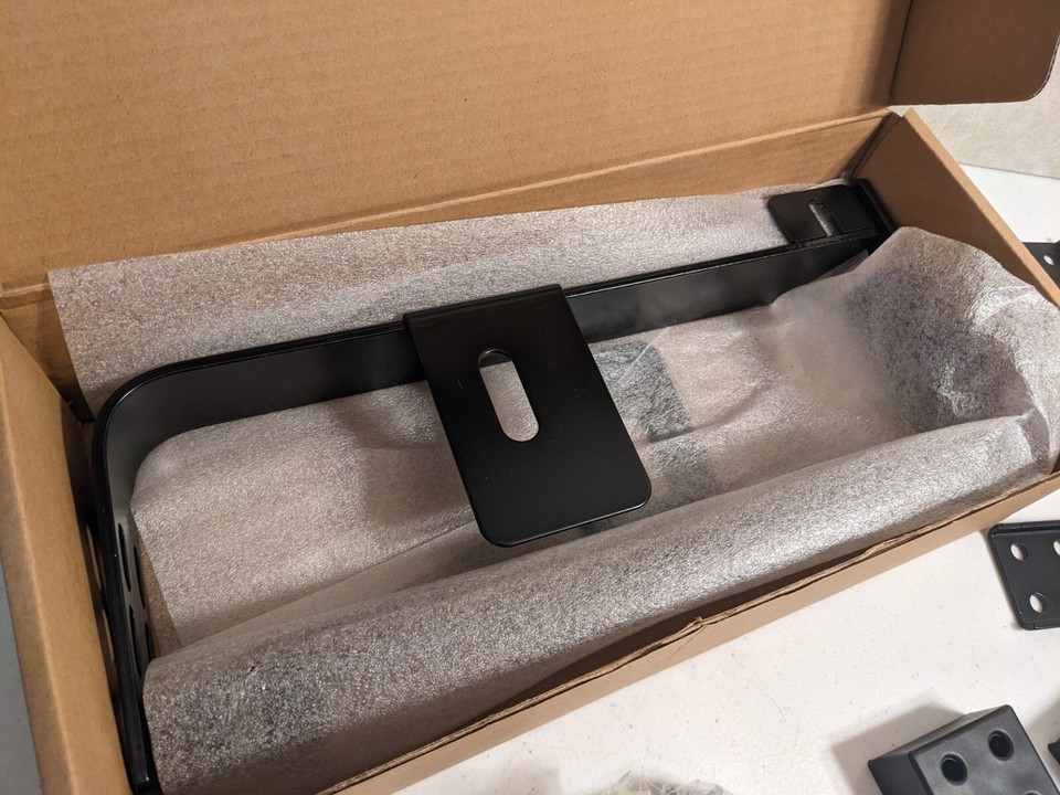 New In Box Serta Bed Headboard Bracket HBBTBracket Motion Perfect Set