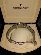 Audemars Piguet Royal Oak Ultra Thin Jumbo 15202ST.OO.0944ST.01 Box/Papers Mint 18