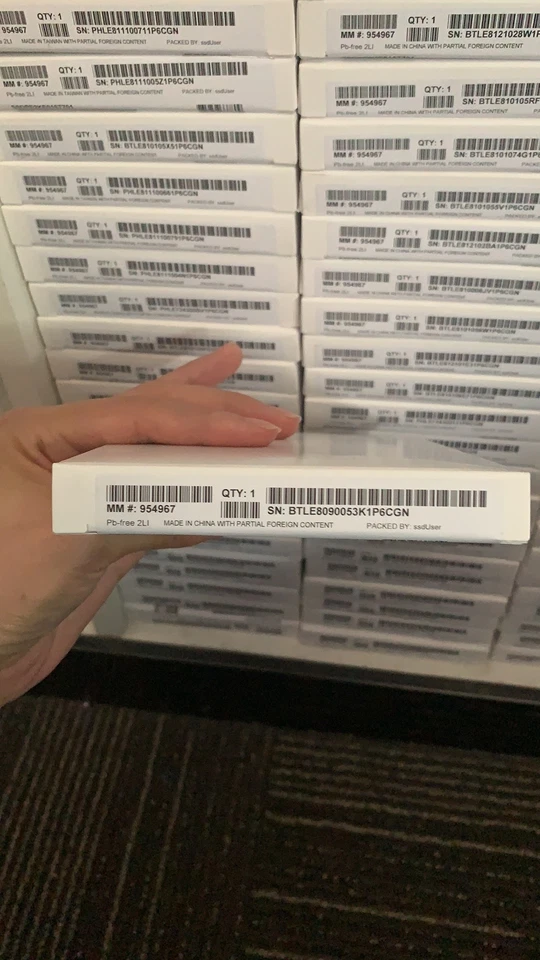 1.6TB Intel SSD P4600 Series DC U.2 NVME 2.5" SSDPE2KE016T7 Solid State Drive. - Image 3 of 4