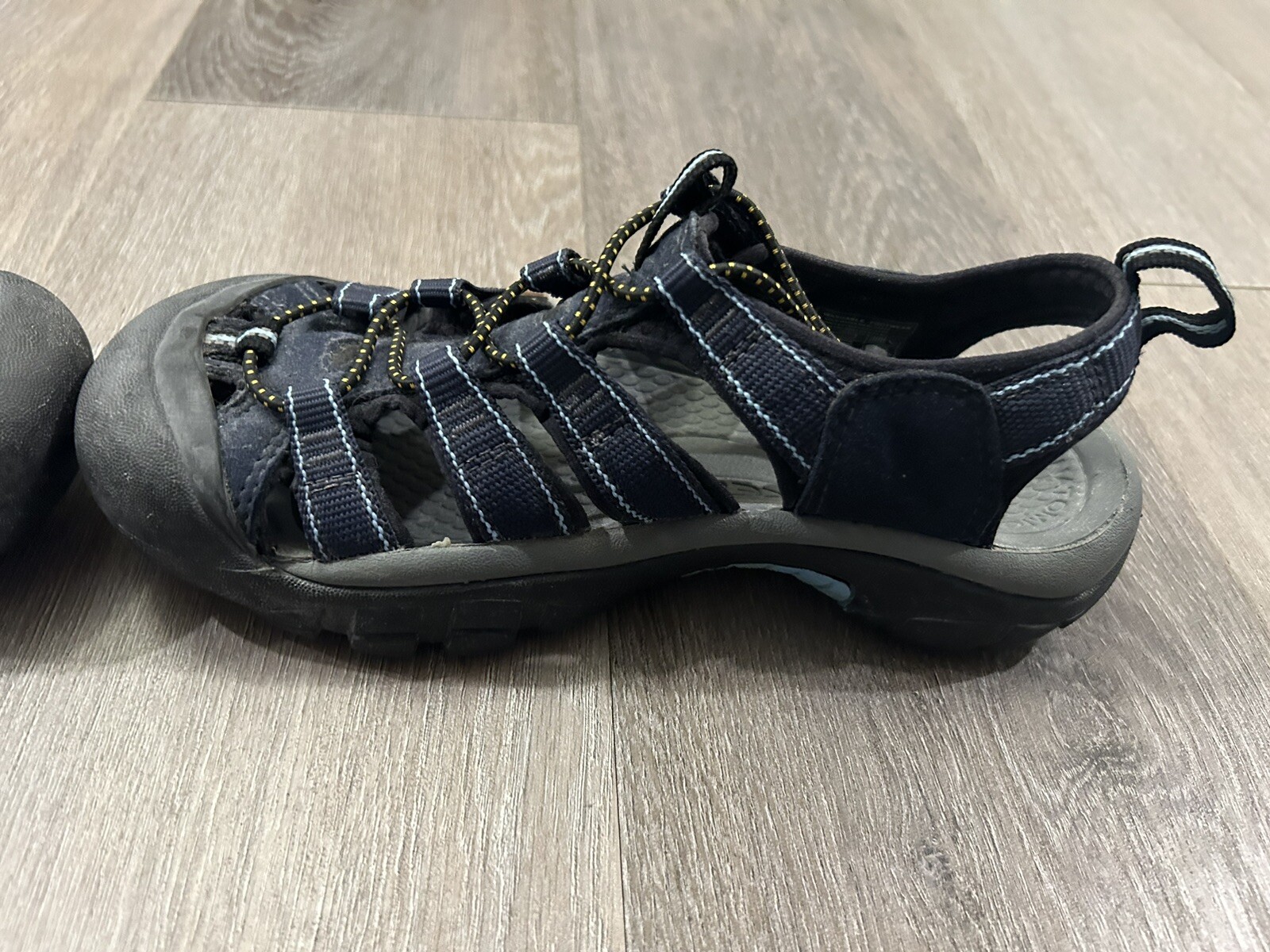 Sandali da trekking blu Keen taglia 7 5 da donna impermeabili taglia 7 5 scarpe da esterno