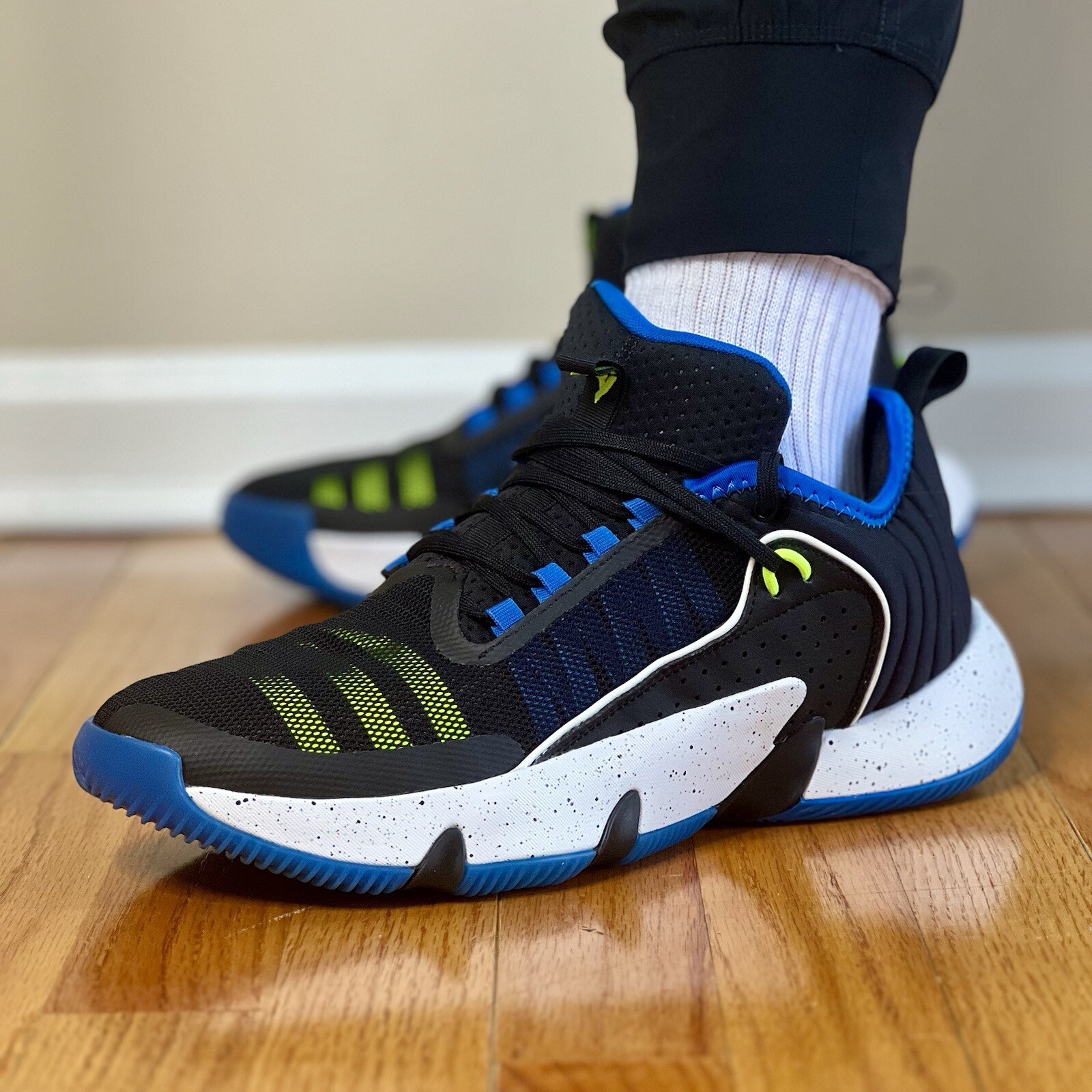 Мужские кроссовки Adidas Trae Unlimited для баскетбола, спортивные черные кроссовки #078