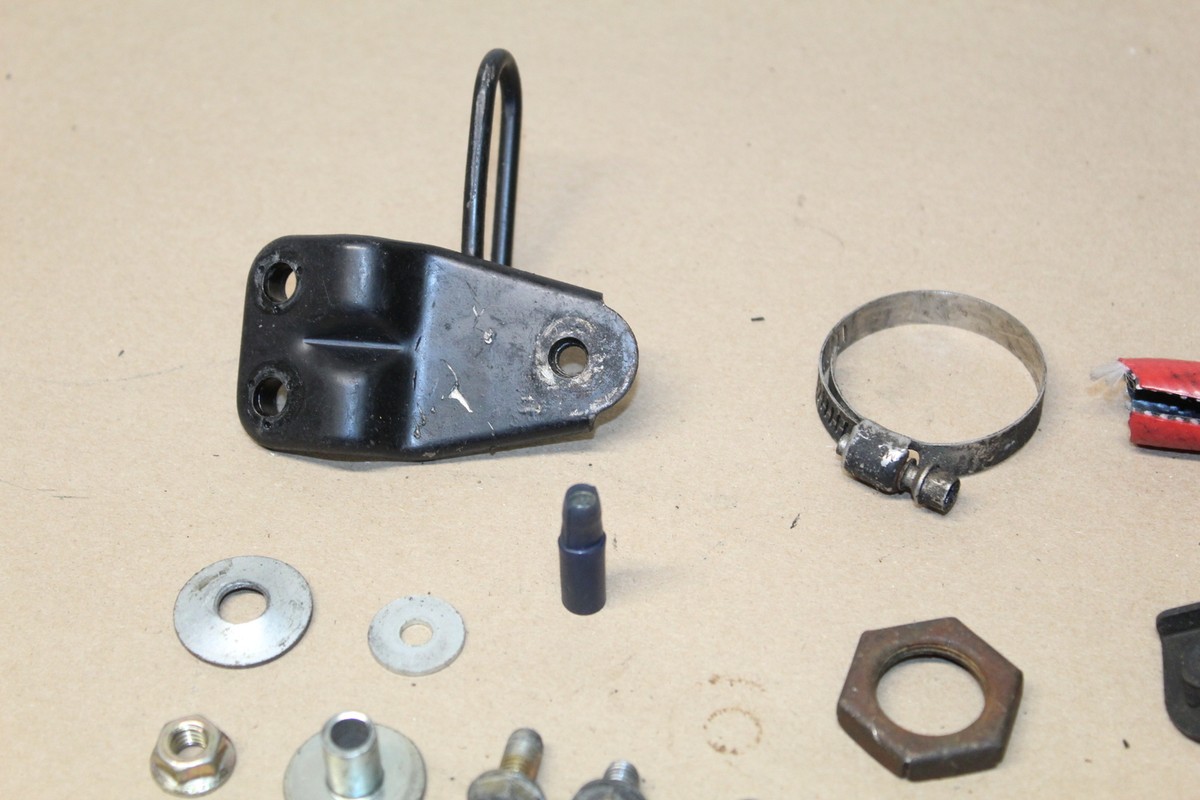 Mai.M 1993 Kawasaki Ninja ZXR700 OEM MICS BOLTS & BRACKET | eBay