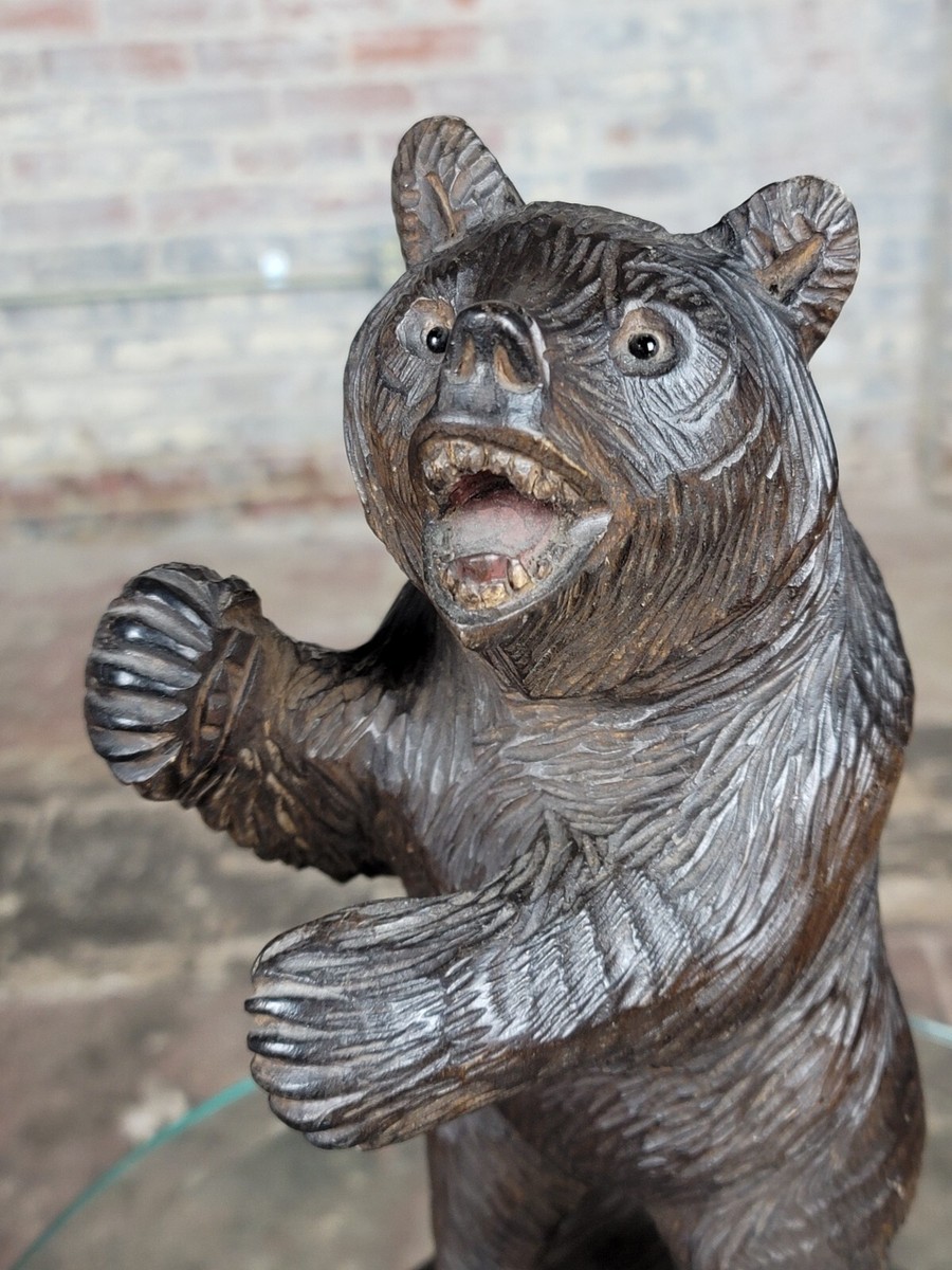 2006　BEAR　カタログ Design Toscano Zen Black Bear Statue, 21.5 cm, Polyresin, Full