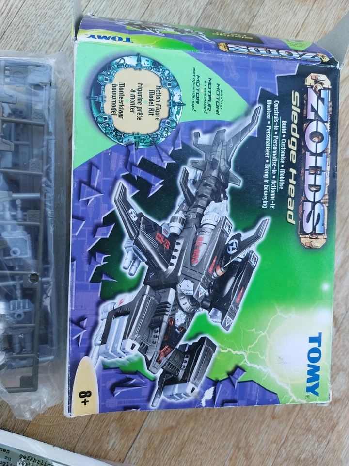 Zoids Sledge Head #33 1/72 Model Kit Tomy 2003 - NEW - SEALED SPRUES - Image 2 of 4