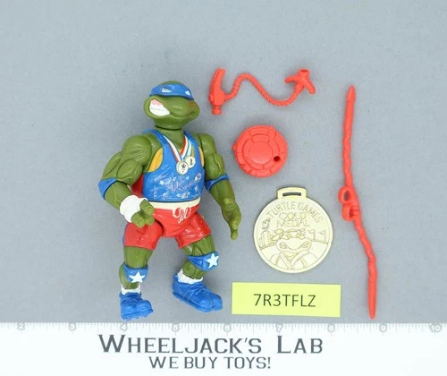 Track 'N Field Leo Olympics Teenage Mutant Ninja Turtle 1992 Playmates Figure