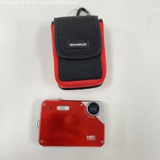 Olympus X-Series X-560WP 10.0MP Digital Camera Red - TESTED