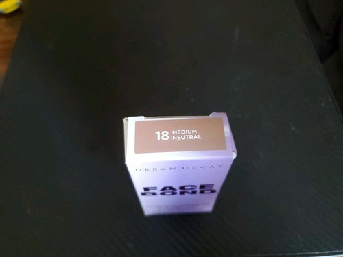 NIB - Urban Decay FACE BOND Waterproof Liquid Foundation - # 18 MEDIUM NEUTRAL - Picture 2 of 4