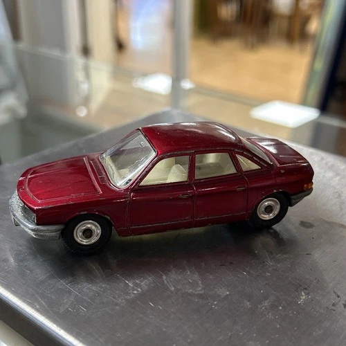 RARE Vintage Dinky - 176 N.S.U Ro 80 no reserve!