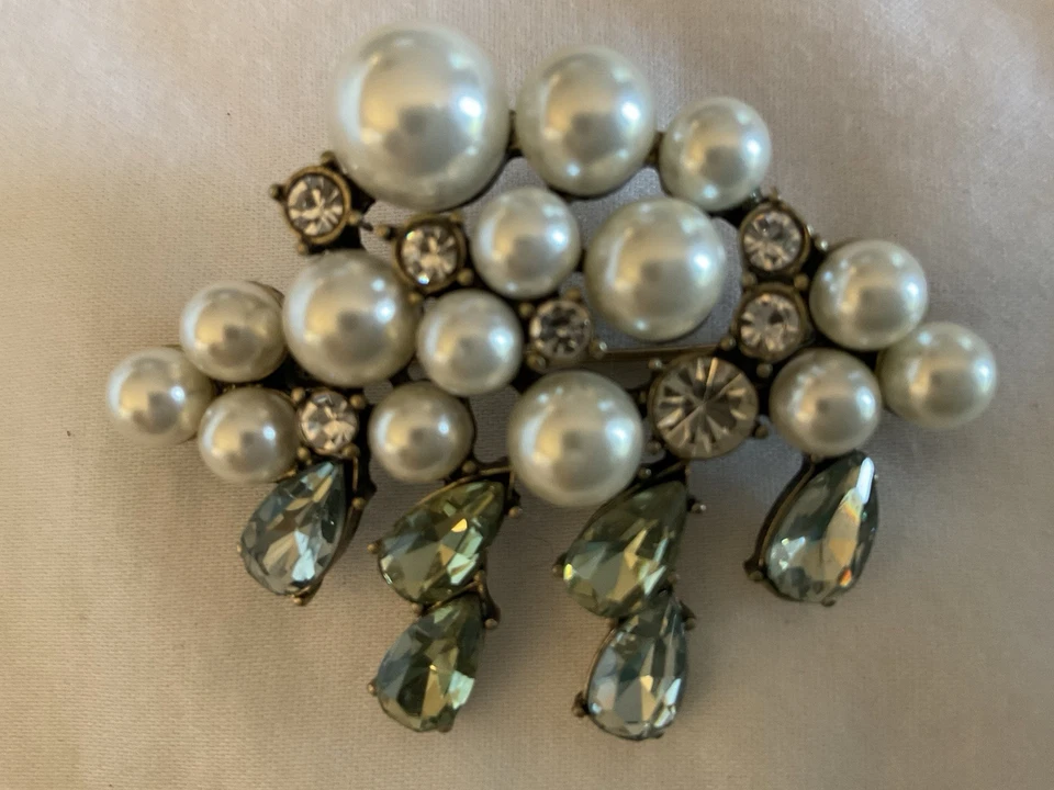 BR Rain Cloud Pearl Aquamarine Gold Brooch Pin Raindrop Banana Republic Blue - Image 2 of 4