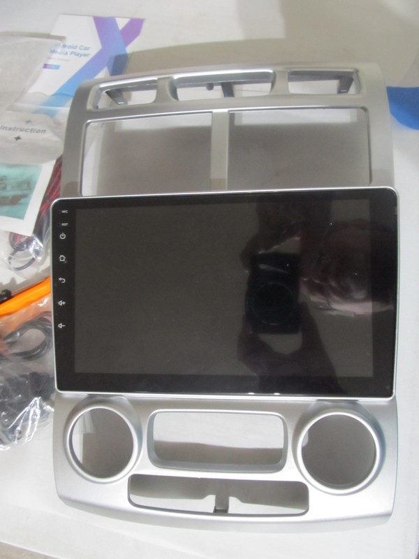 9"2+64 Android  Car Stereo Radio for KIA sportage?