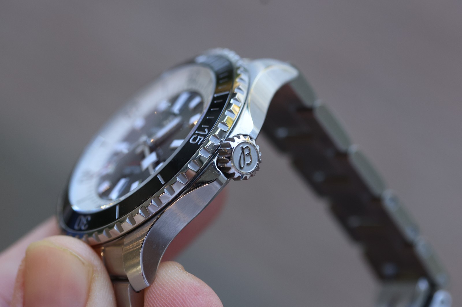 Breitling Superocean Automatic 44 ref. A17376 Bla… - image 4