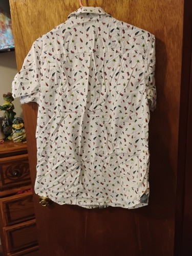 Free Planet Surfer Beach Palm Tree Button Up Polo Mens Medium (17"W X 25"L) - Picture 9 of 14