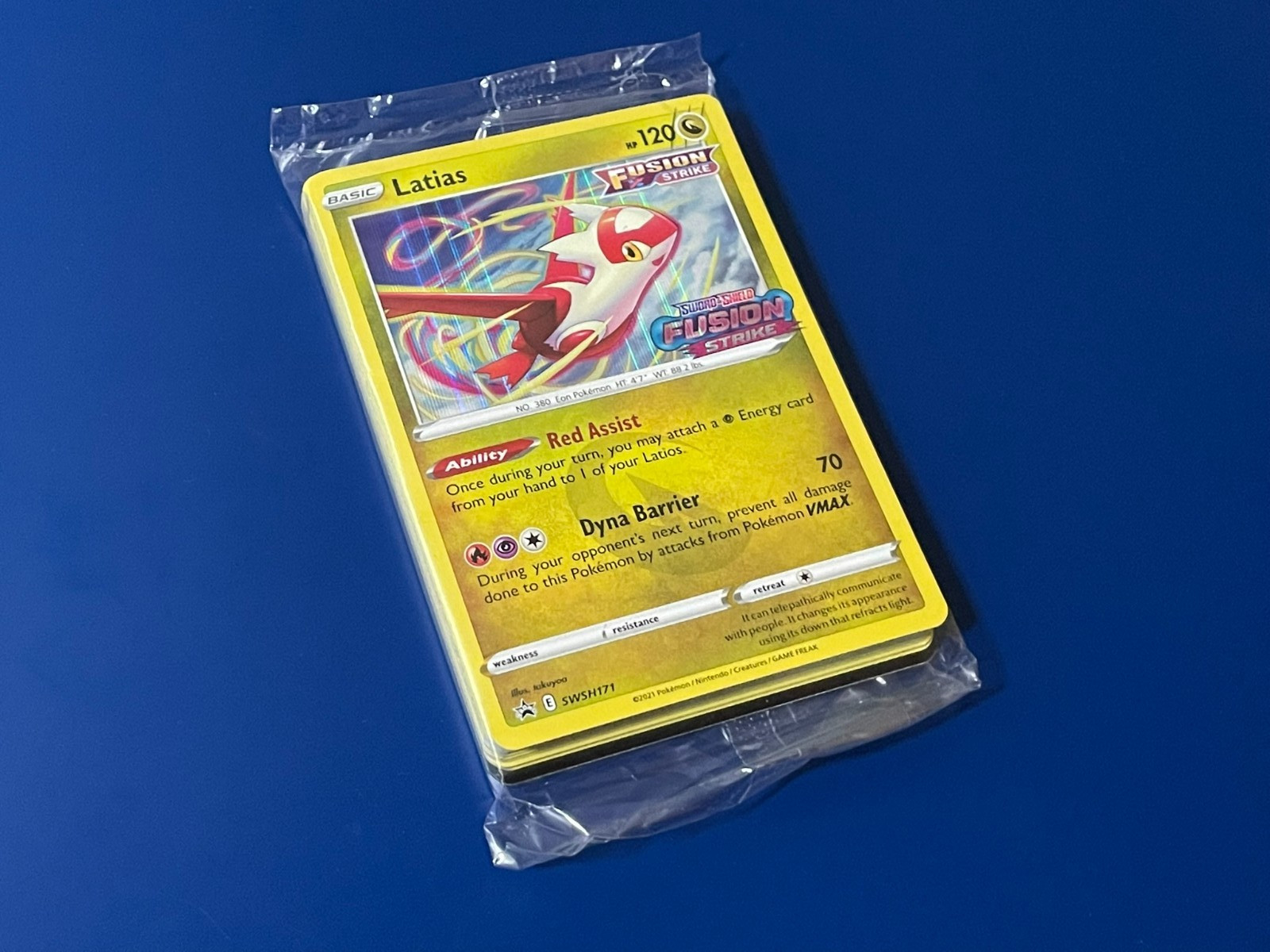 Pokémon TCG Latias SWSH171 Holo Prerelease Black Star Promo NM