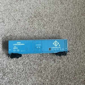 HO Scale Erie/Lackawanna Boxcar