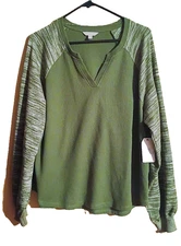 NEW Time and Tru Chili Green & White Split Neck Long Sleeve Top  (L) 12-14 Plus