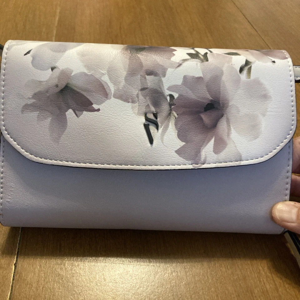 Bolso Bandolera Simply Vera Wang Signature Sobre Foto 3 de 4