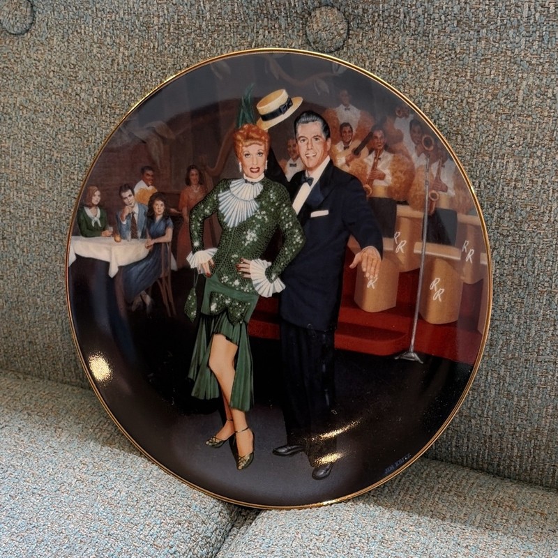 Hamilton Collection I Love Lucy "Night at the Copa" Porcelain Plate LE 0792R