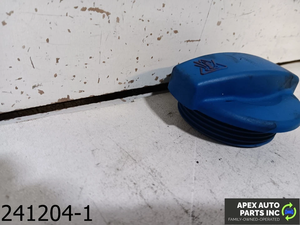 OEM 2005-2008 Audi A6 3.1L Quattro Engine Coolant Reservoir Tank Cap - Image 3 of 4