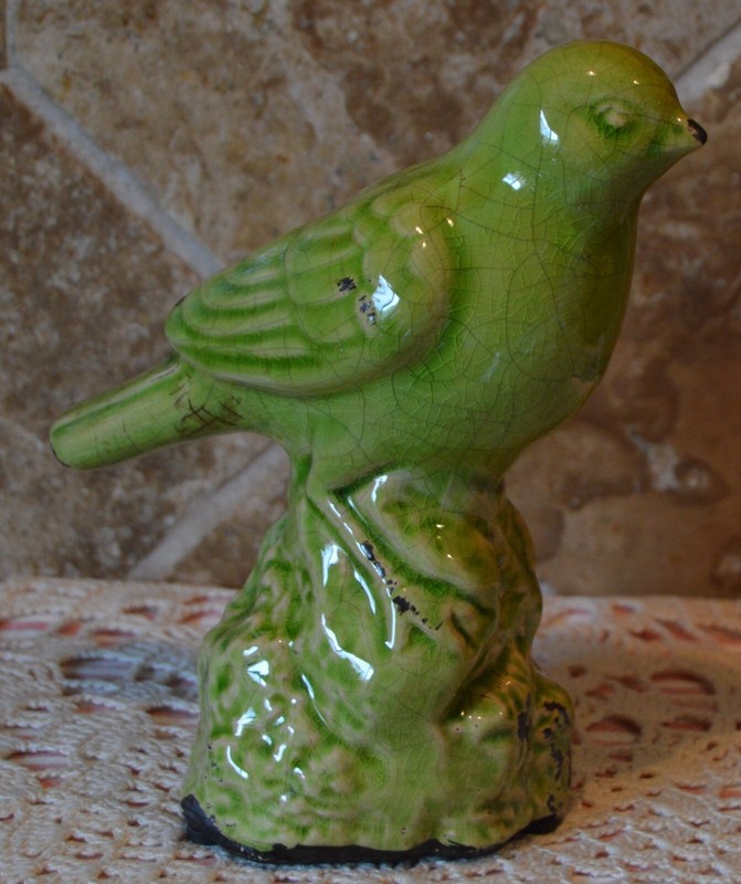 HANDSOME CERAMIC GREEN BIRD~MADE 2 LOOK OLD~CRAZING~BLACK MARKS~GR8 ACCENT PIECE