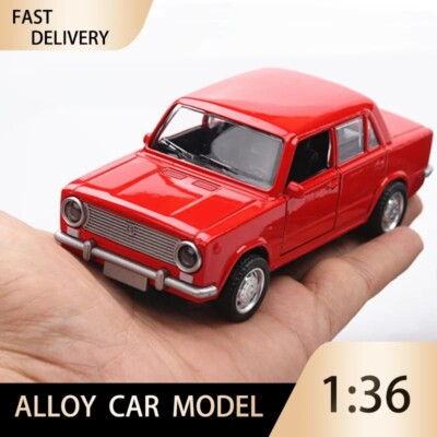 1:36 Lada Spielzeug Automodell aus Metall mit Licht und Sound, Geschenk, Deko