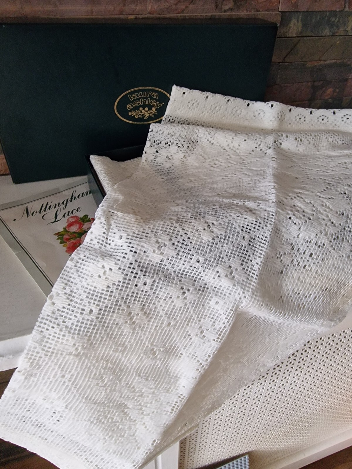 Laura Ashley Nottingham Lace x 4 Napkins. Vintage. Ivory. Boxed Set