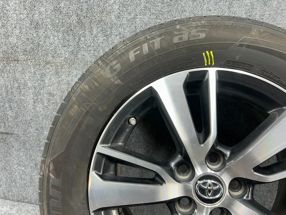 TOYOTA RAV4 XLE 16-18 OEM WHEEL RIM 5 TWIN SPOKE 17" 17X7 W/ TIRE 225/65R17 80K - Image 4 of 4