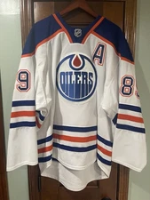 2013/14 SAM GAGNER #89 EDMONTON OILERS GAME WORN JERSEY - Meigray COA & TAGGING
